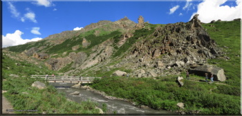 073125_74_75_ReposPano_SavageRiver_SceneryRC