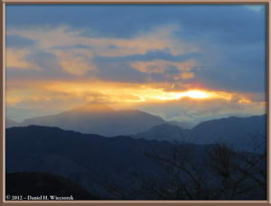Dec24_27_MtTakao_SunsetRC