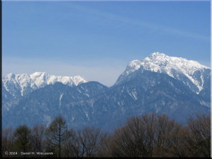 Apr18_Nagasaka_MountainScenery_018_RC