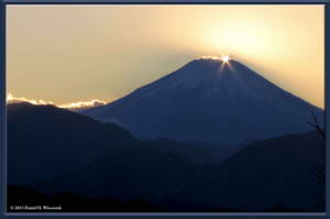 Dec19_89_MtFuji_DiamondFujiDayRC